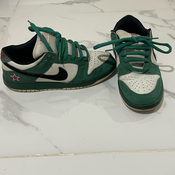 Nike Other - Used Heineken SB dunk low. Will accept reasonable offer. ⭐️